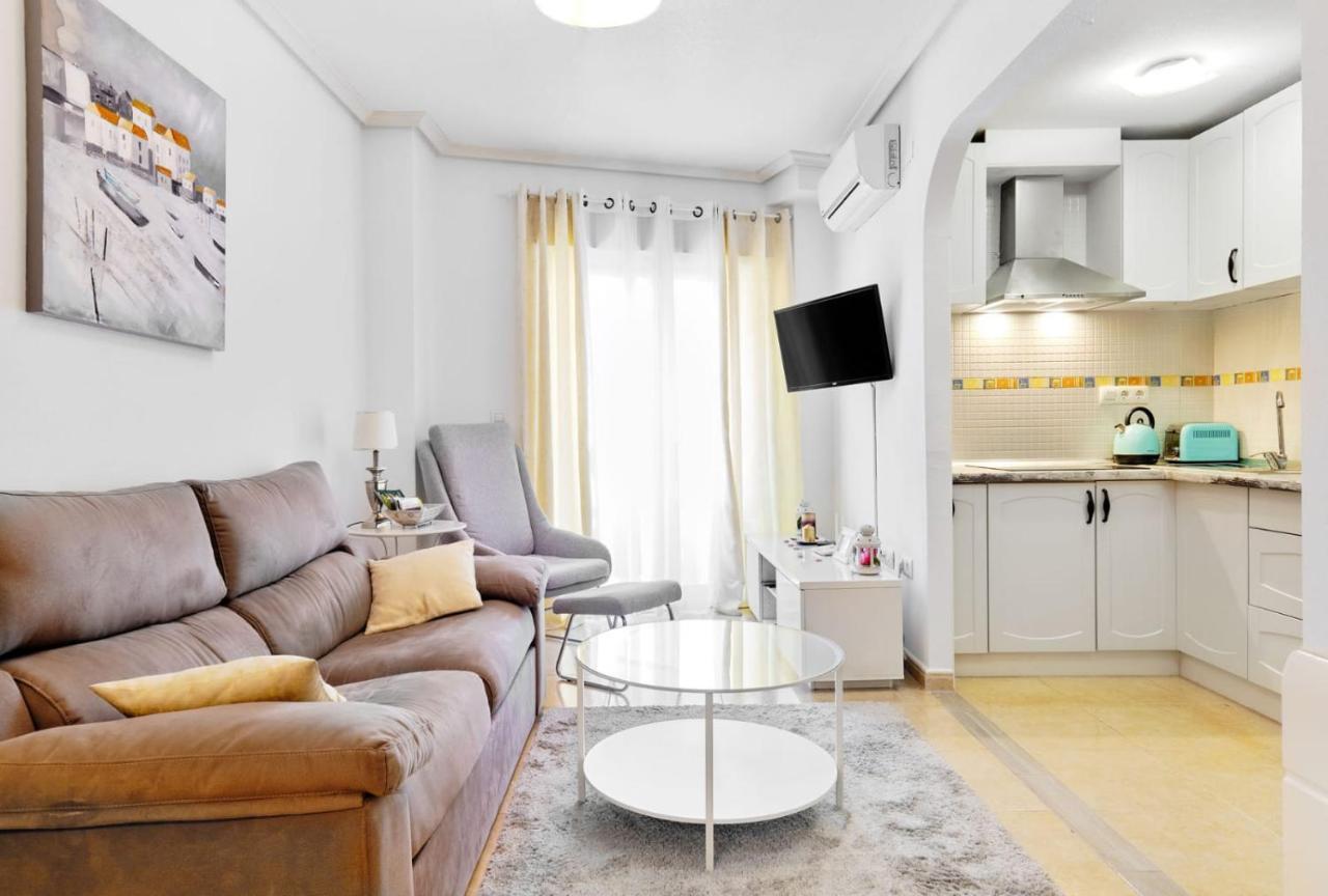 Ferienwohnung Almudena Playa Del Cura En Torrevieja Exterior foto
