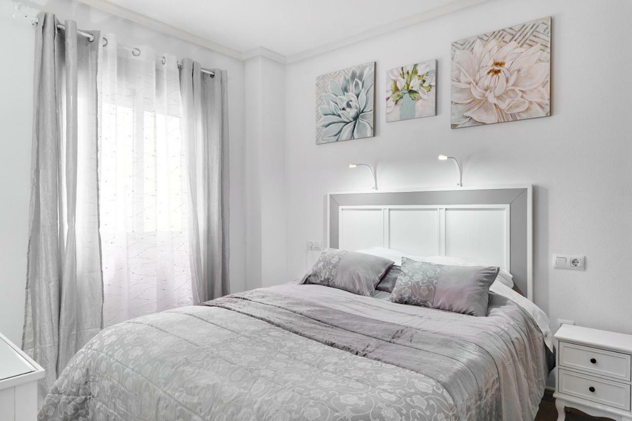 Ferienwohnung Almudena Playa Del Cura En Torrevieja Exterior foto